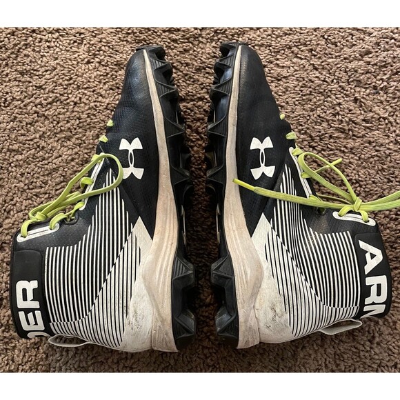 Under Armour men’s cleats size 7 - Picture 4 of 7